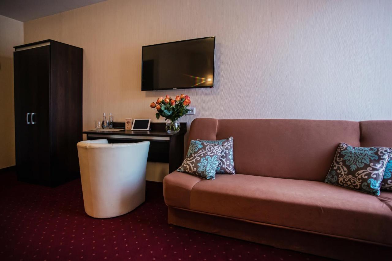 Hotel Lord Stargard Szczeciński Esterno foto